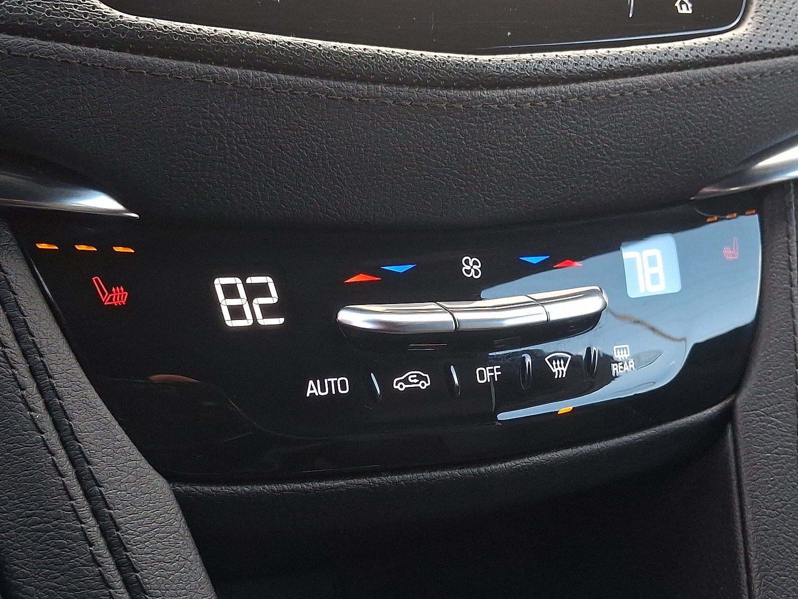 Certified 2022 Cadillac XT5 Luxury AWD/4WD image 23