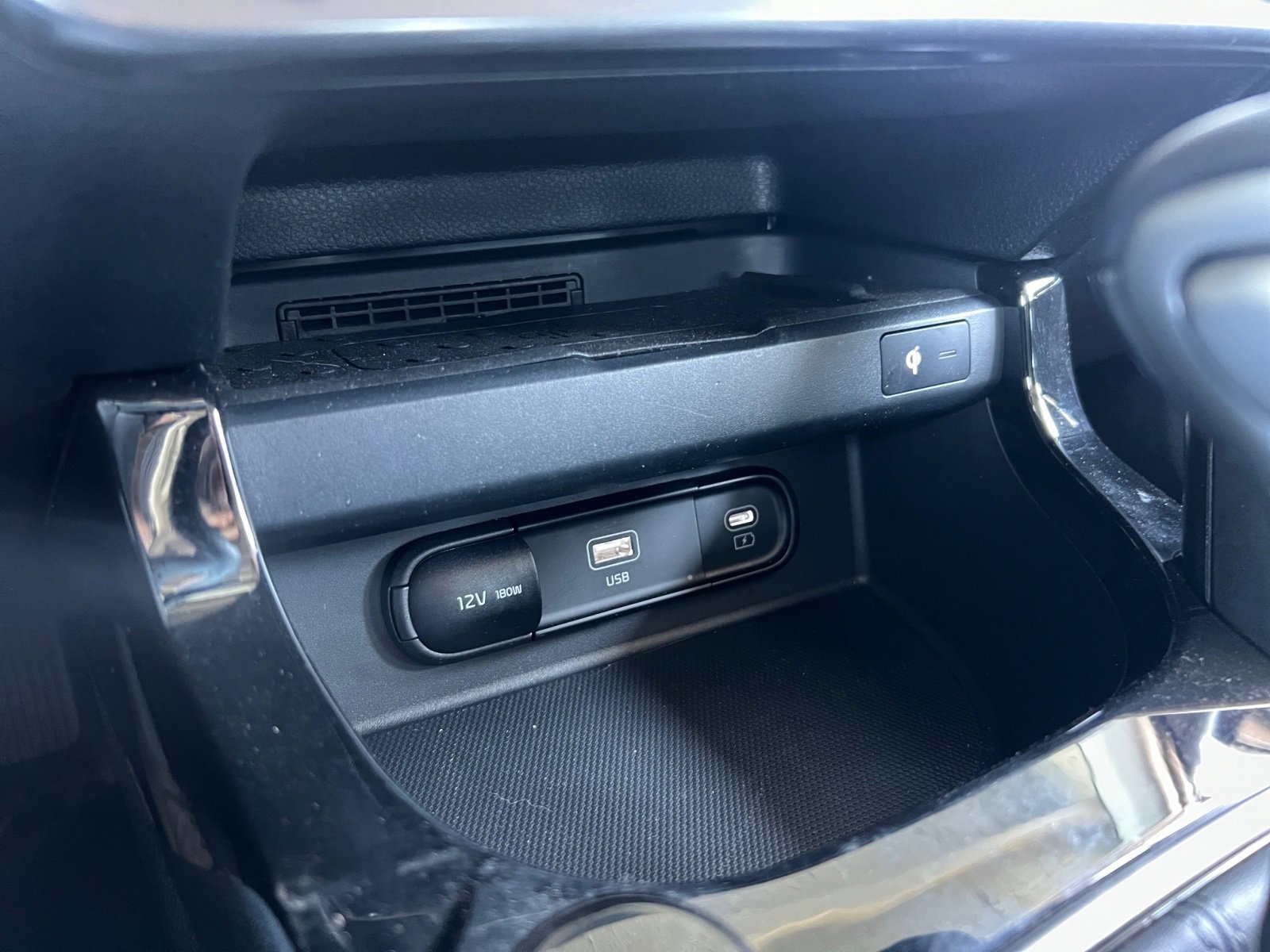 Used 2024 Kia Seltos EX image 24