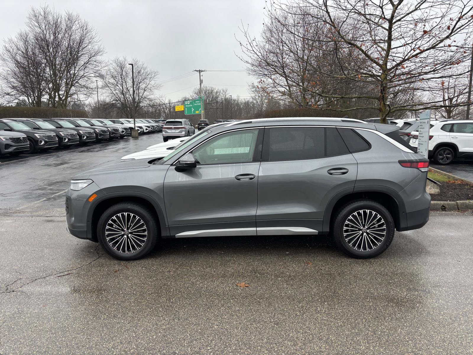 New 2026 Volkswagen Tiguan S AWD/4WD image 4