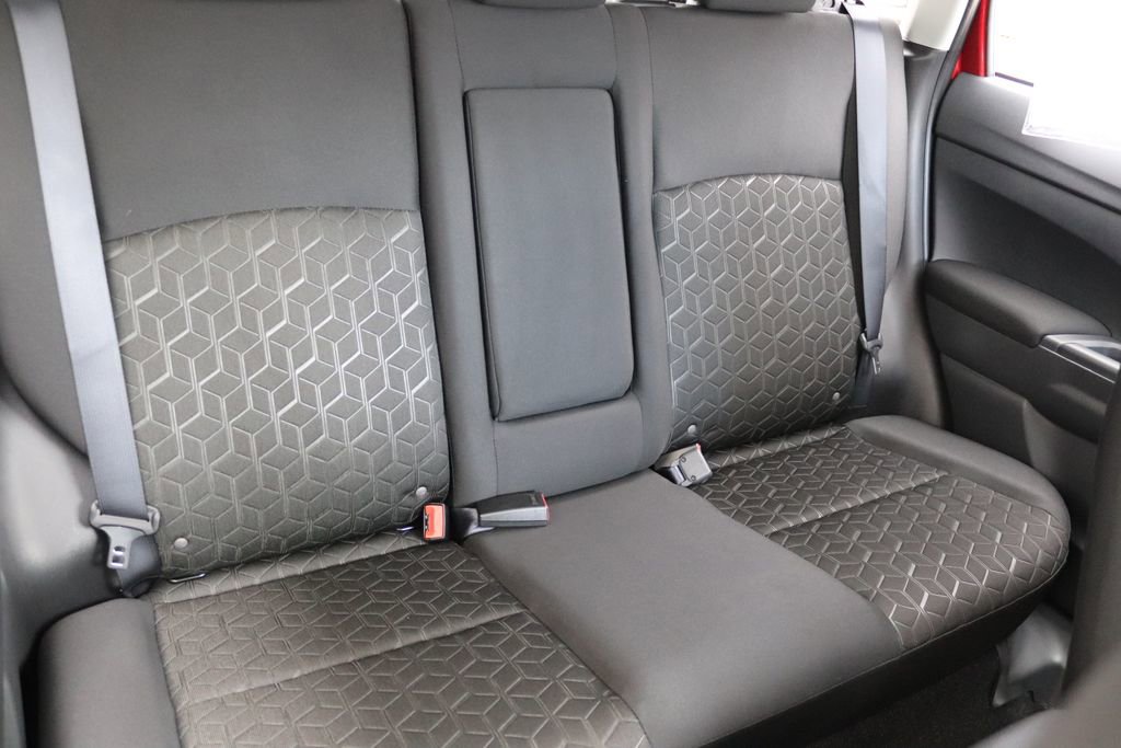 Used 2025 Mitsubishi Outlander Sport LE image 17