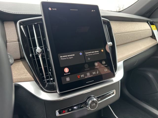 New 2026 Volvo XC90 B5 Core w/ Protection Package Premier image 15
