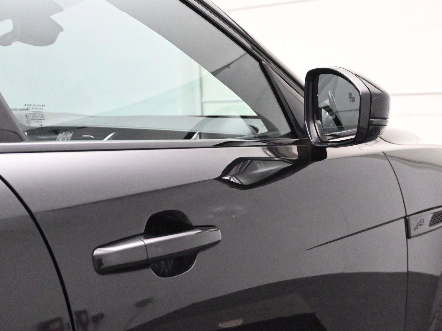 Used 2022 Jaguar F-PACE S image 13