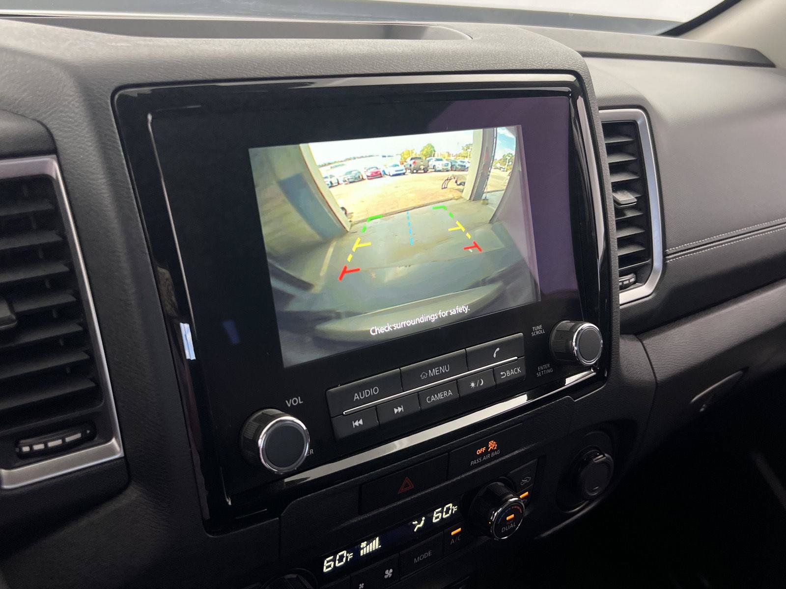 Used 2022 Nissan Frontier SV RWD image 3