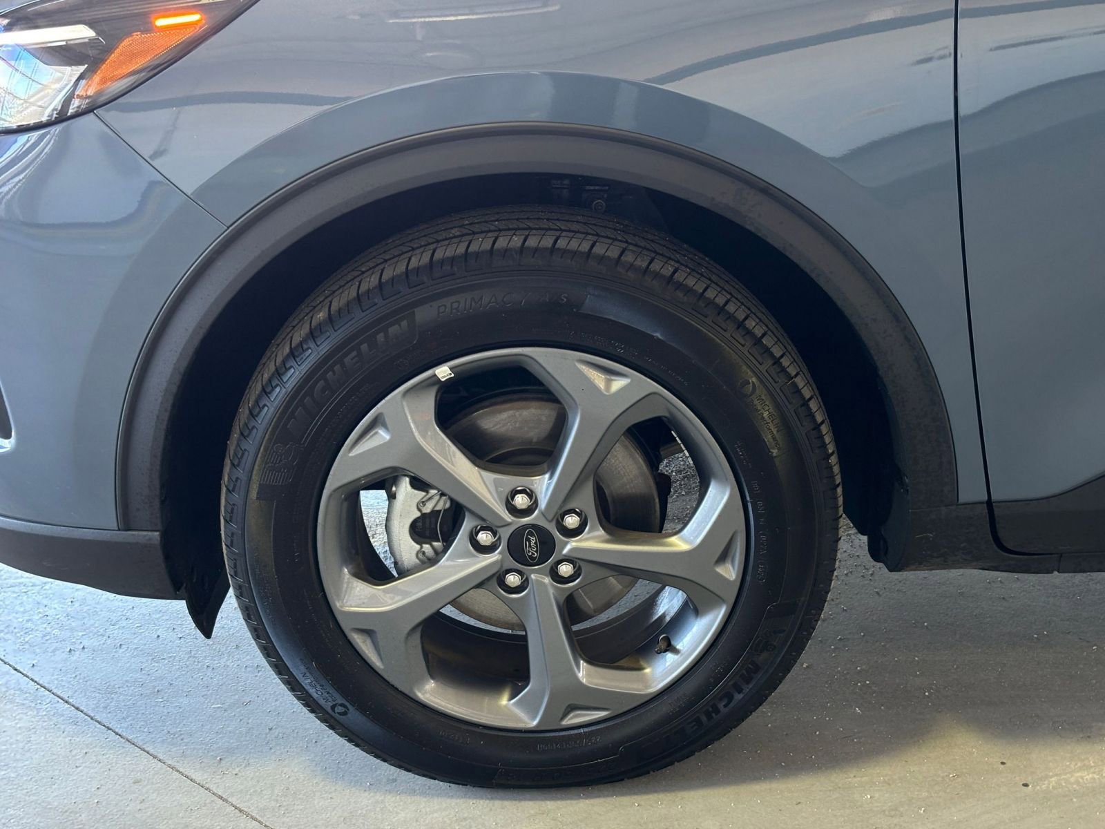 Used 2025 Ford Escape ST-Line image 30