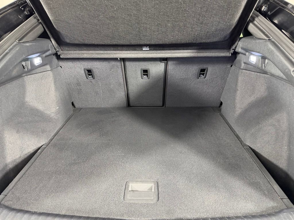 Used 2024 Audi Q4 e-tron Premium Plus w/ Premium Plus image 32
