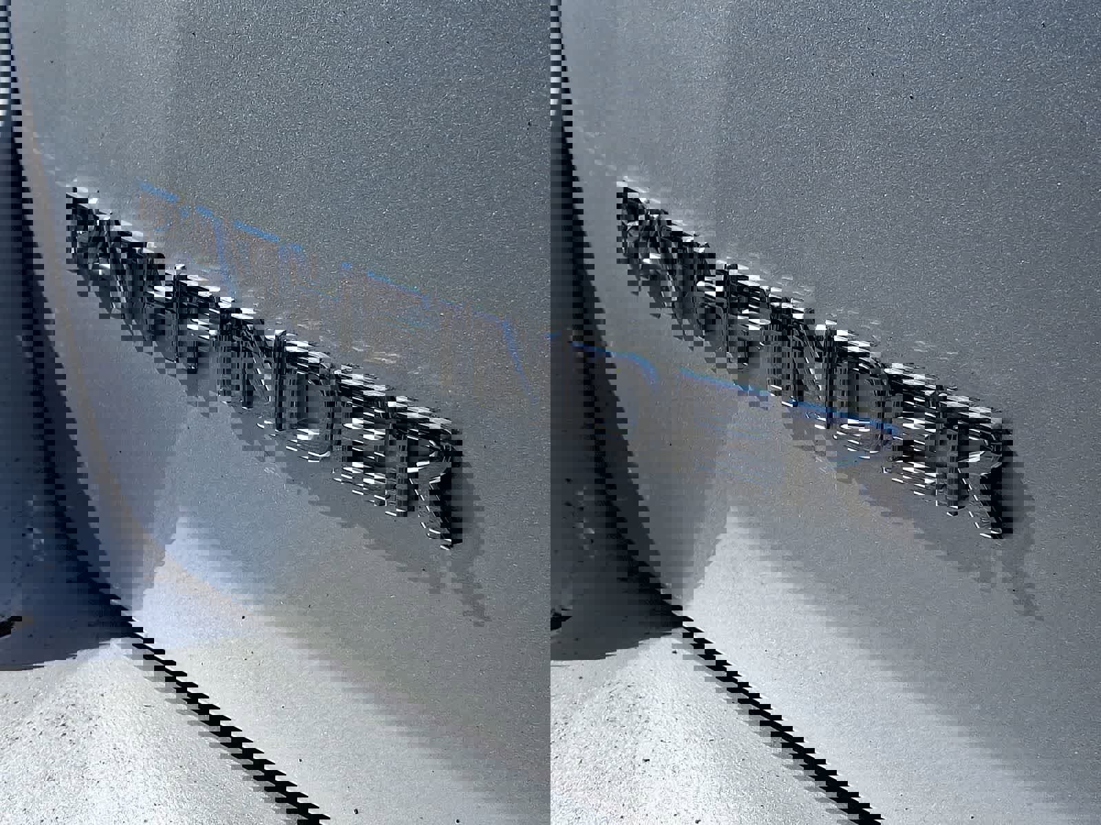 Used 2020 Nissan Pathfinder S image 27