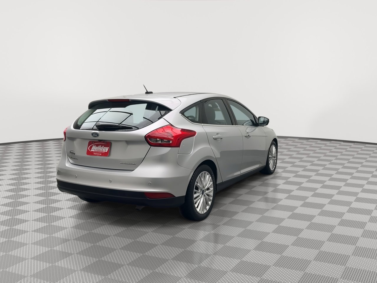 Used 2017 Ford Focus Titanium w/ Titanium Technology Package image 38