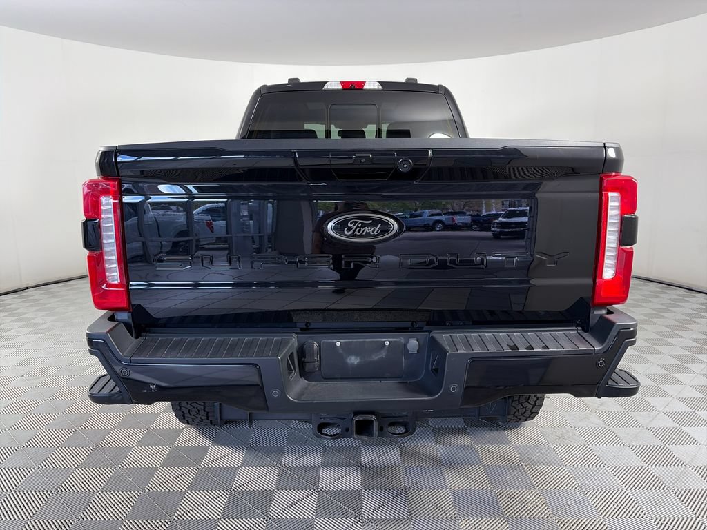Used 2023 Ford F250 Lariat w/ Lariat Ultimate Package AWD/4WD image 6