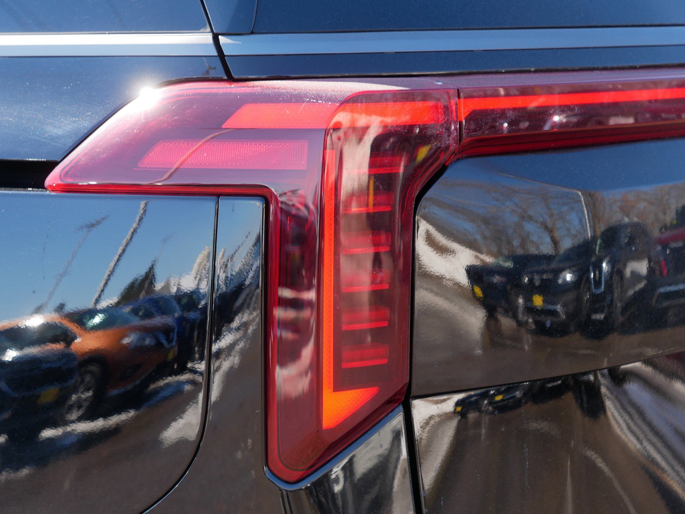 Used 2025 Kia Carnival SX Prestige image 17