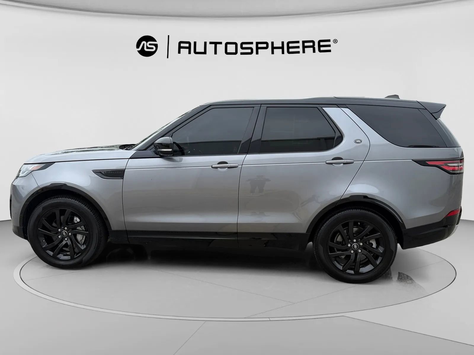 Used 2020 Land Rover Discovery Landmark AWD/4WD image 5