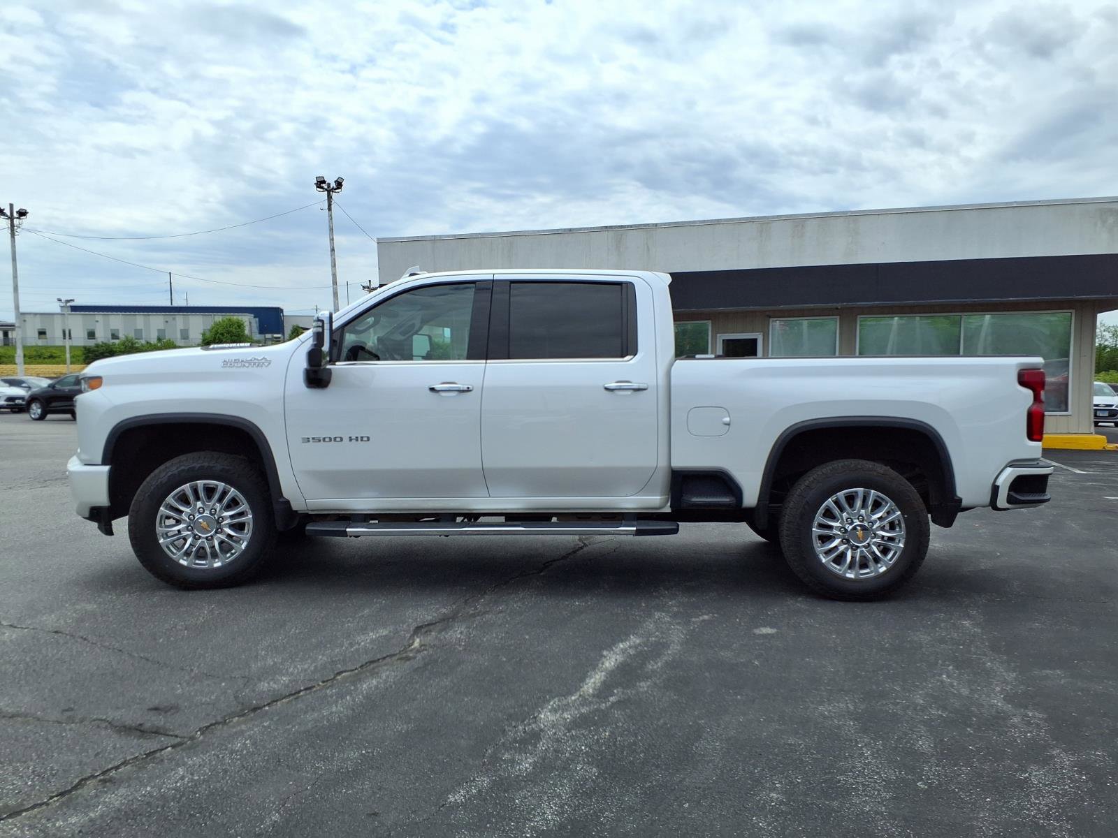 Used 2023 Chevrolet Silverado 3500 High Country w/ Z71 Off-Road Package AWD/4WD image 37