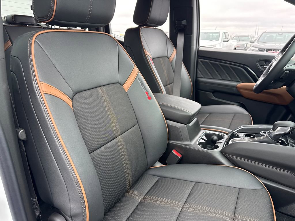 New 2026 GMC Canyon AT4 image 38