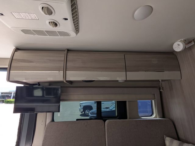 Used 2022 RAM ProMaster 3500 w/ Lane Management Group FWD image 16