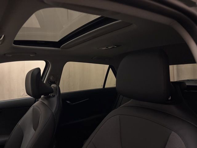 Certified 2023 Kia Niro EX Touring image 20