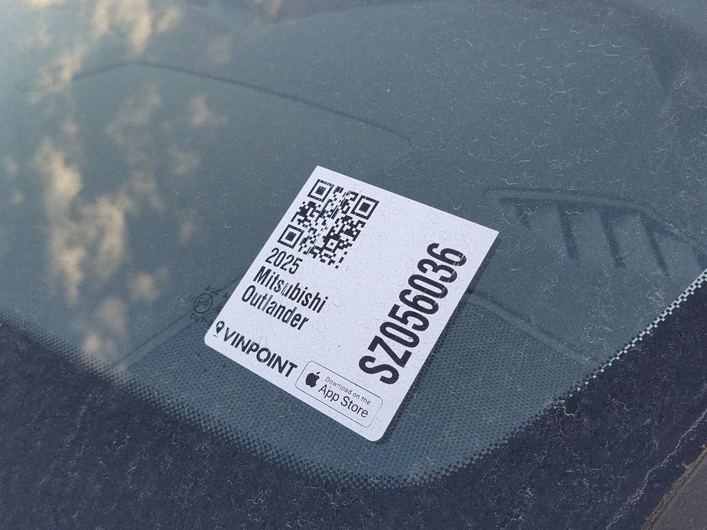 New 2025 Mitsubishi Outlander SEL image 10