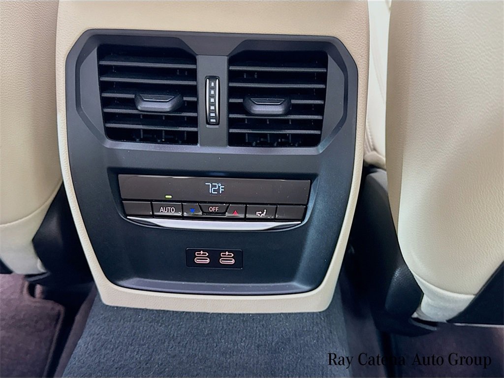 Certified 2023 BMW 330i xDrive Sedan w/ Premium Package image 27