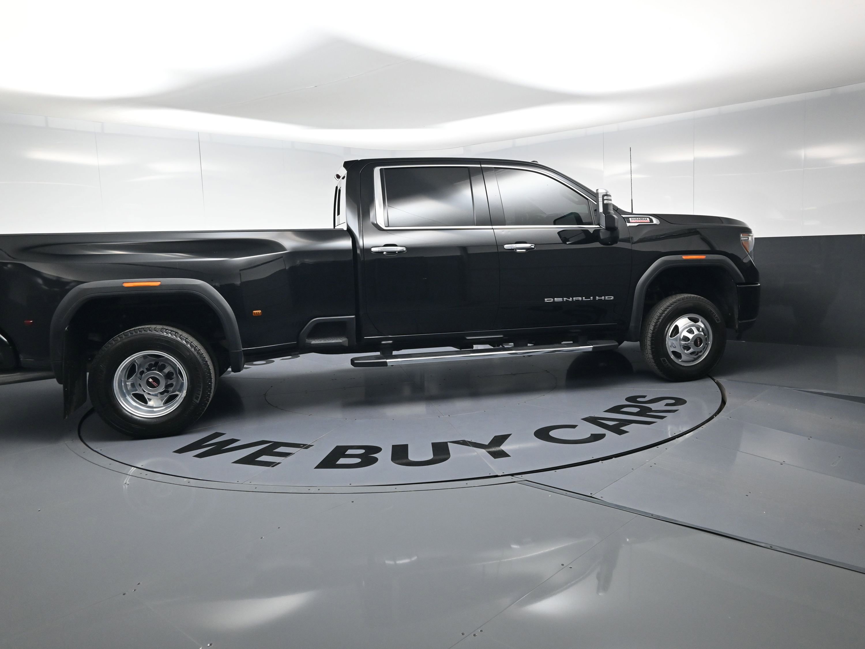 Certified 2022 GMC Sierra 3500 Denali image 10