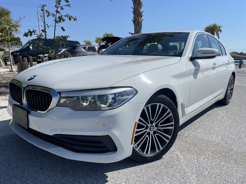 Used 2020 BMW 530i xDrive w/ Convenience Package AWD/4WD image 1