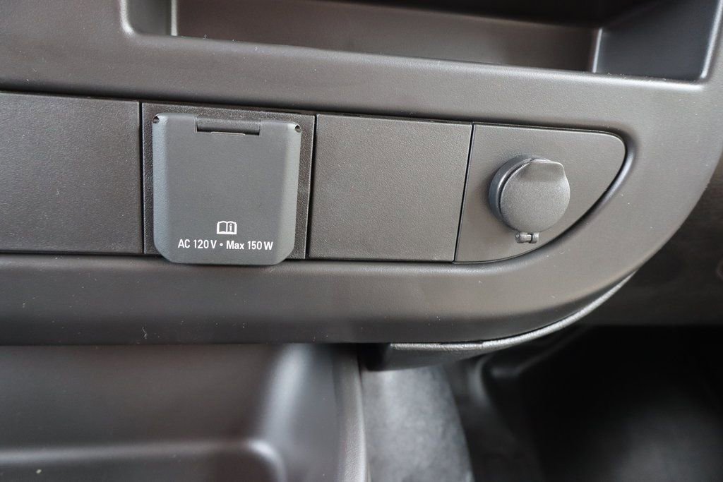 New 2025 Chevrolet Express 3500 w/ Chrome Appearance Package image 12