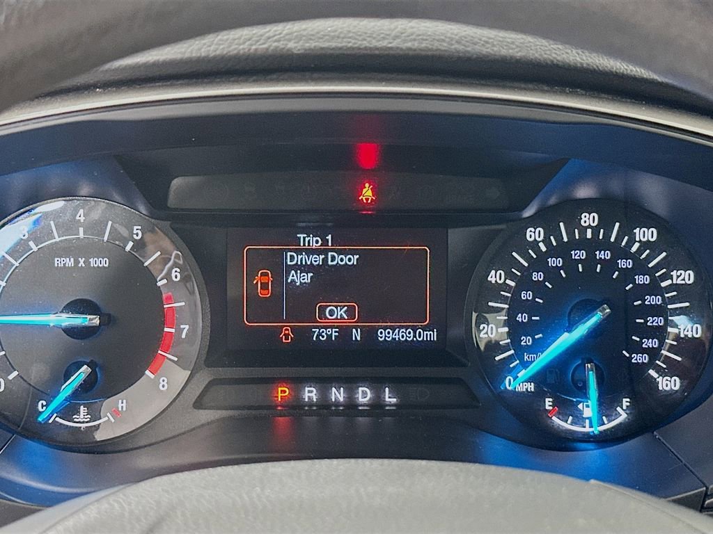 Used 2017 Ford Fusion SE image 12