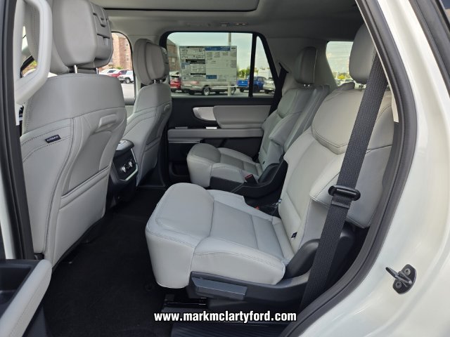 New 2027 Ford Expedition Active AWD/4WD image 10