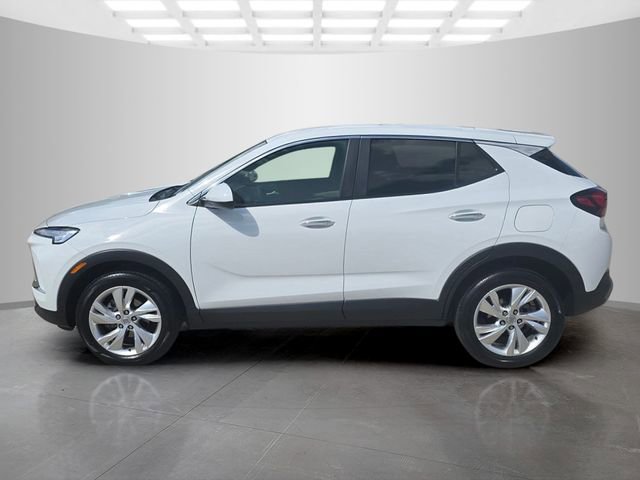 Used 2024 Buick Encore GX Preferred AWD/4WD image 7
