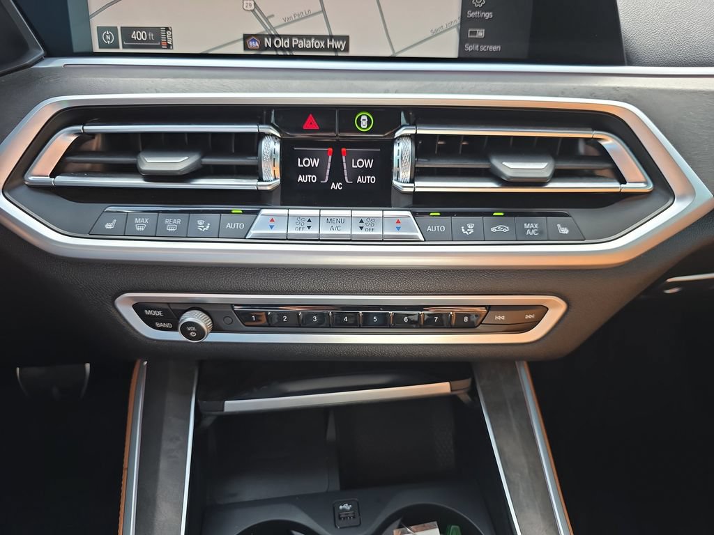 Used 2022 BMW X5 xDrive40i w/ M Sport Package AWD/4WD image 25