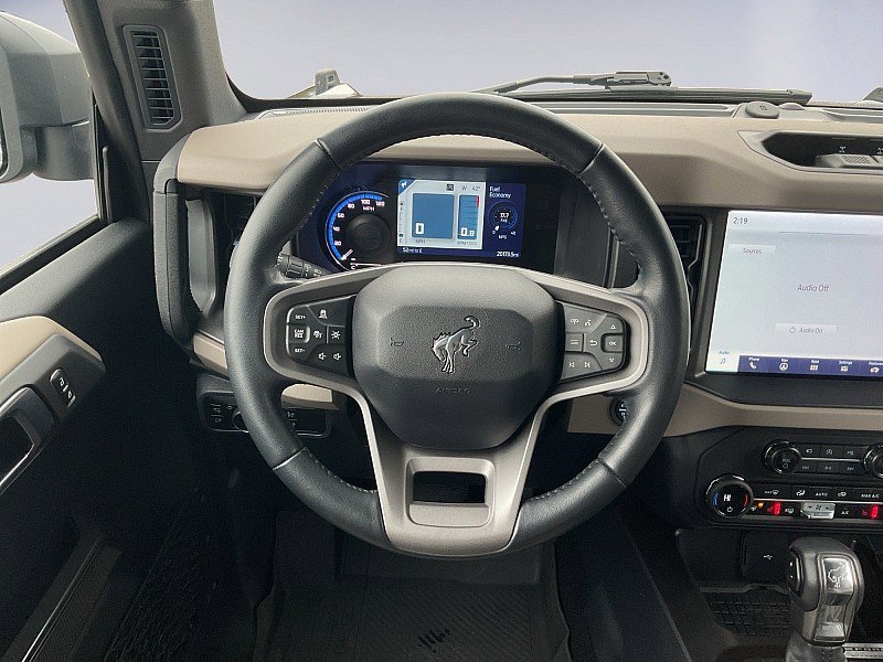 Used 2024 Ford Bronco Wildtrak image 9