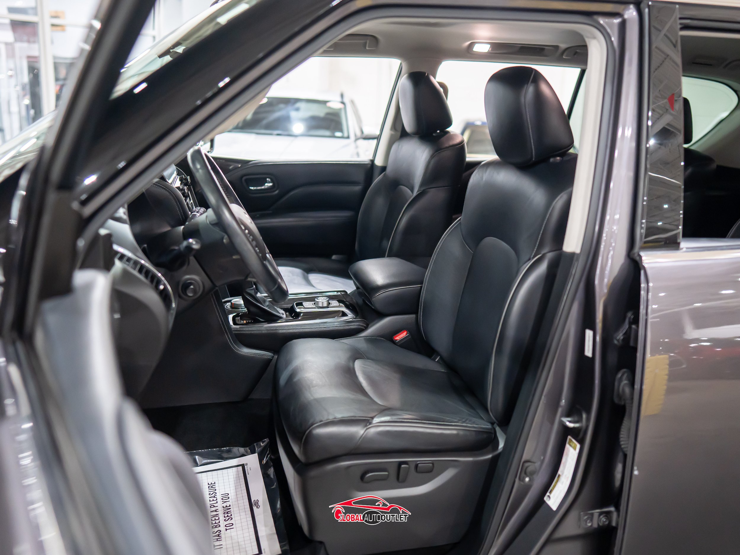 Used 2022 INFINITI QX80 Luxe AWD/4WD image 16