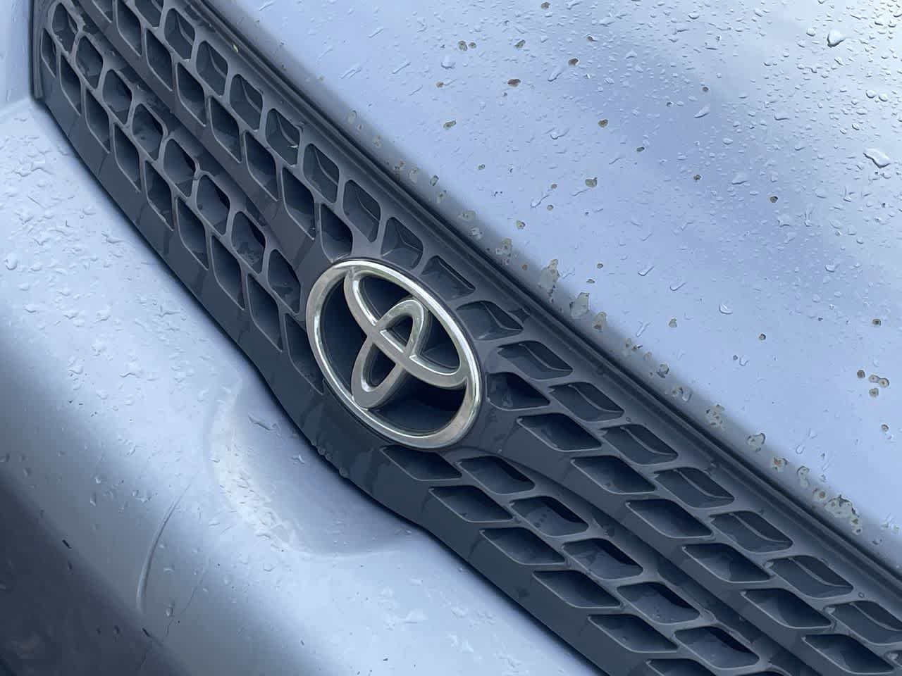 Used 2006 Toyota Matrix AWD image 30