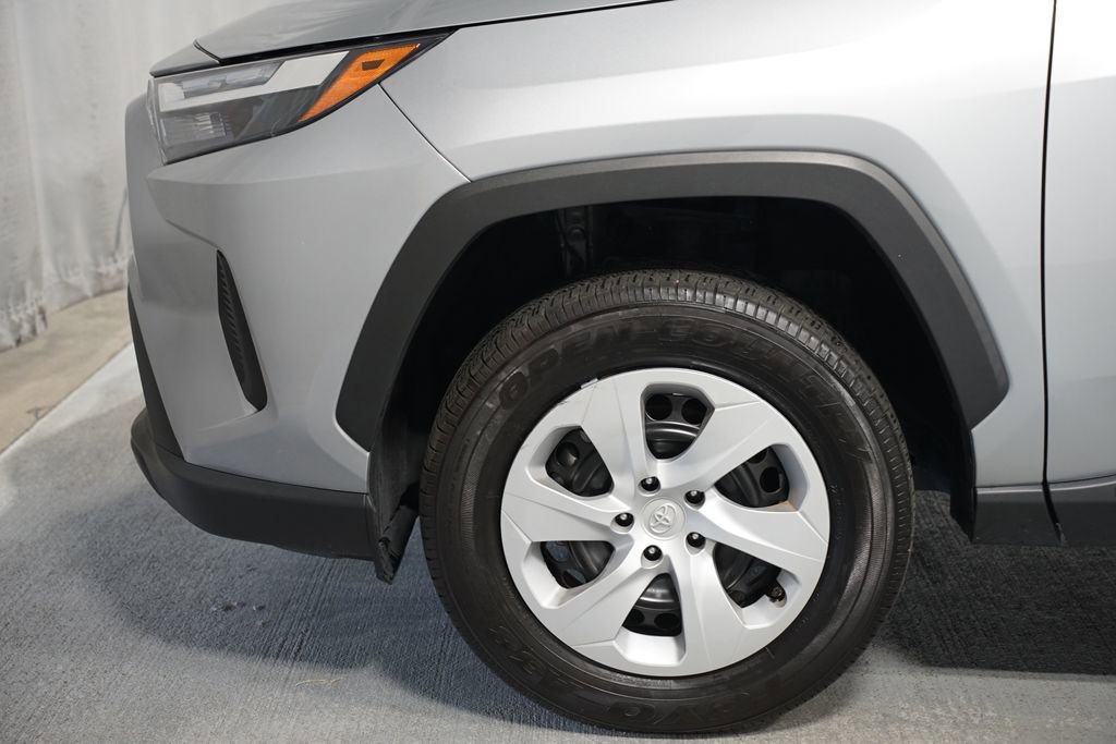 Certified 2025 Toyota RAV4 LE image 5