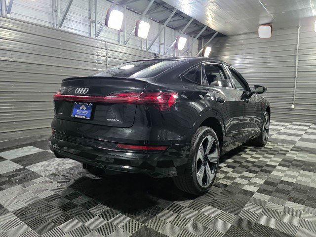 Used 2021 Audi e-tron Prestige w/ Prestige Package AWD/4WD image 5