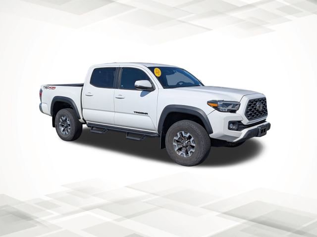 Used 2021 Toyota Tacoma TRD Off-Road image 2