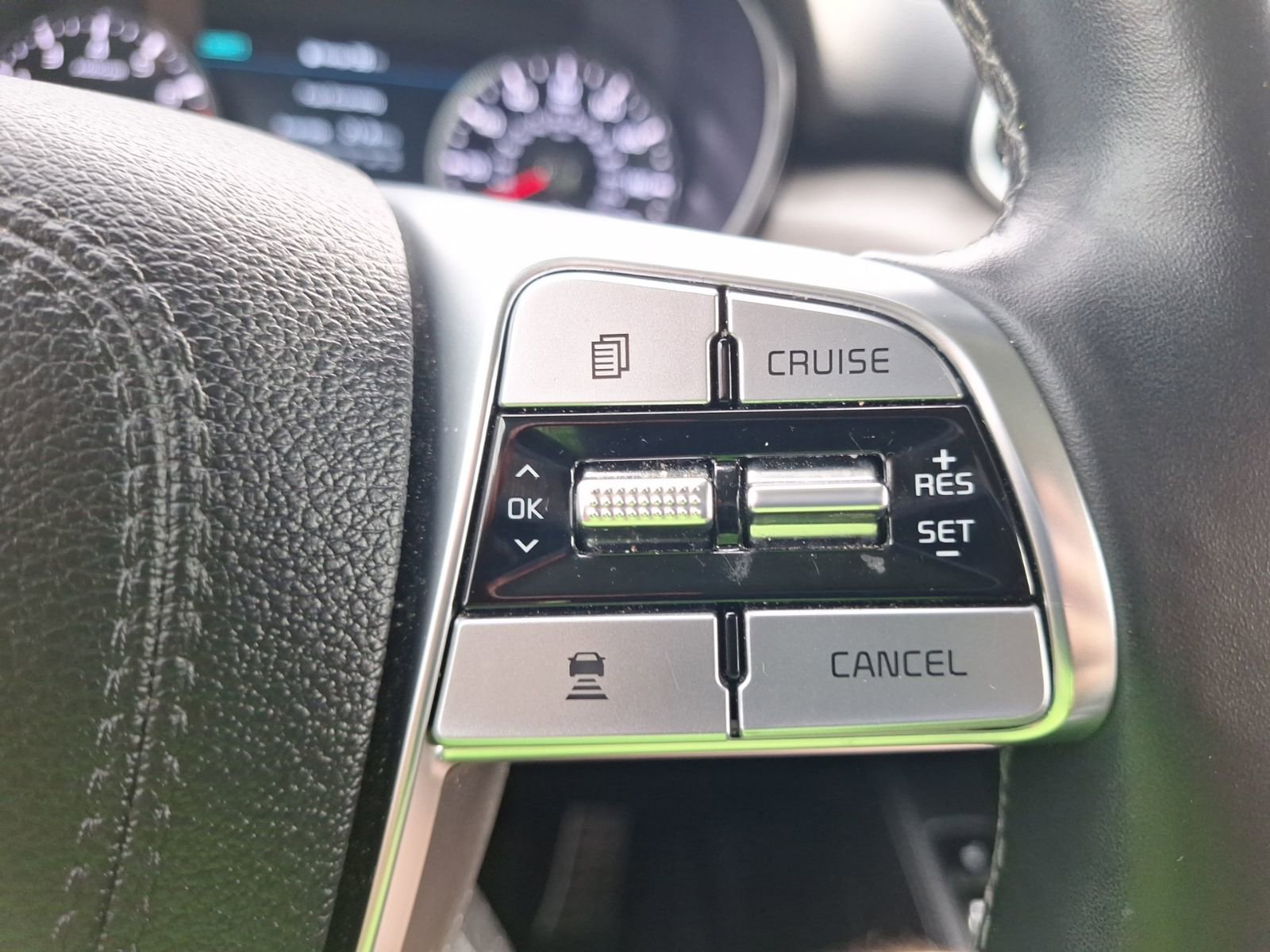 Used 2022 Kia Telluride SX w/ SX Prestige Package image 20