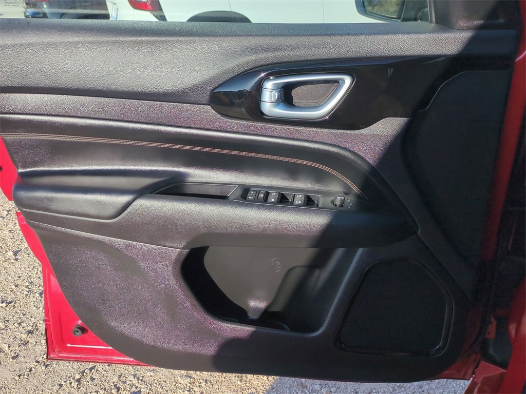 Used 2022 Jeep Compass Limited image 21