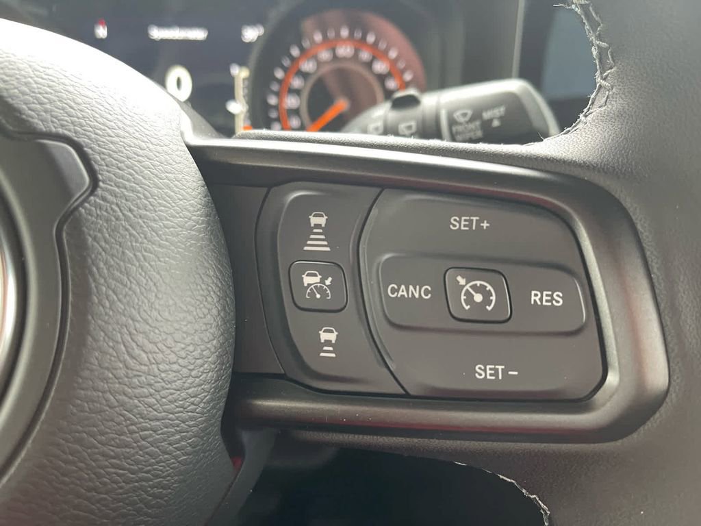 New 2026 Jeep Wrangler Unlimited Rubicon w/ Steel Bumper Group image 25