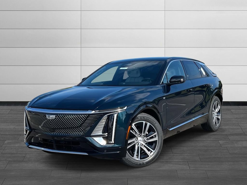 New 2025 Cadillac Lyriq Luxury image 1