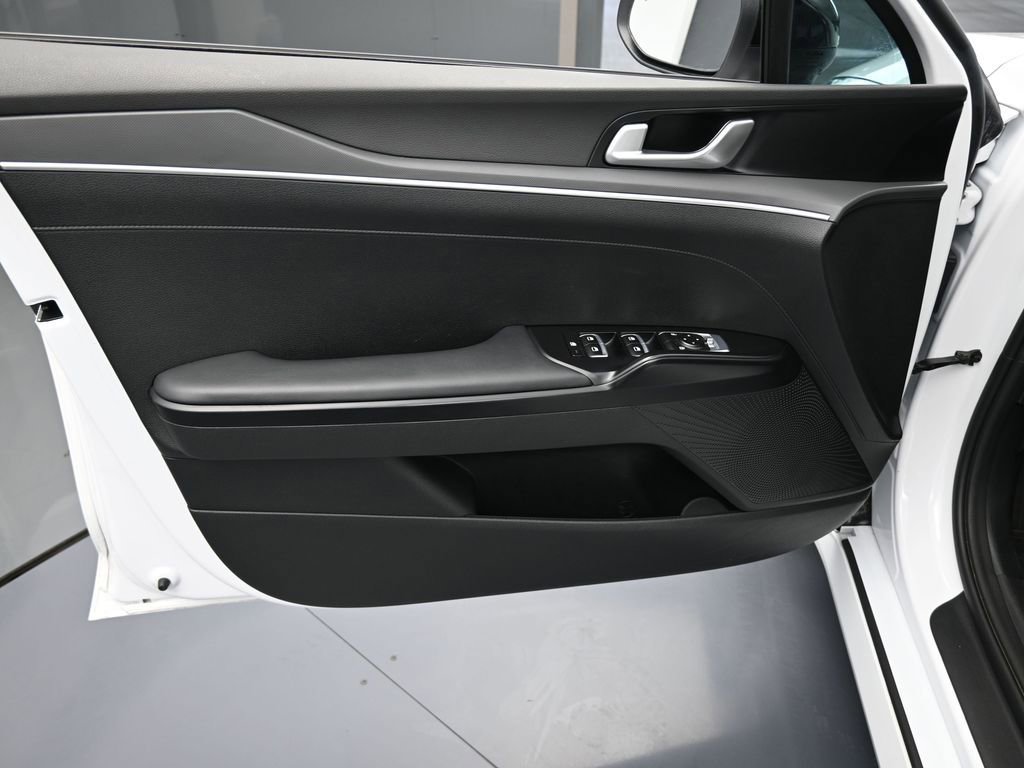 Used 2024 Kia K5 GT-Line w/ GT-Line Premium Package image 12