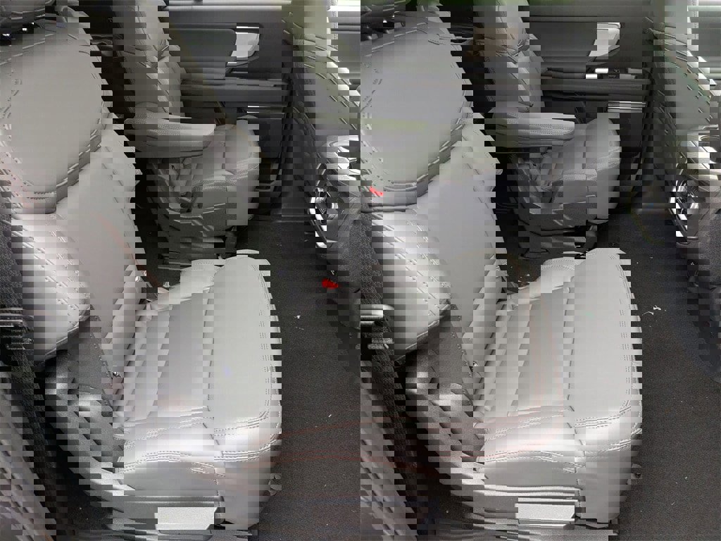 New 2025 Ford Expedition Max Active image 21