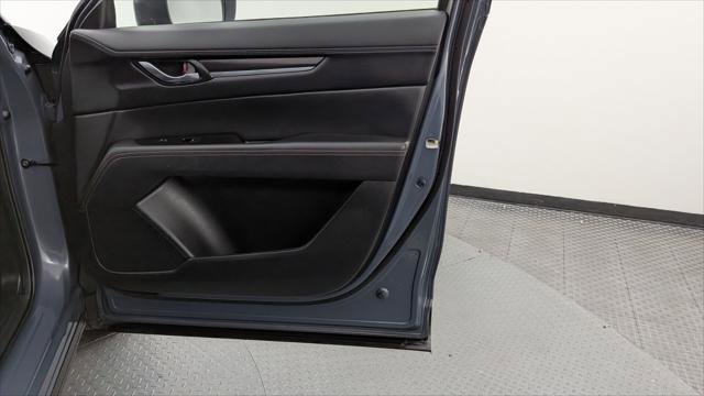 Used 2023 MAZDA CX-5 Carbon Edition image 23
