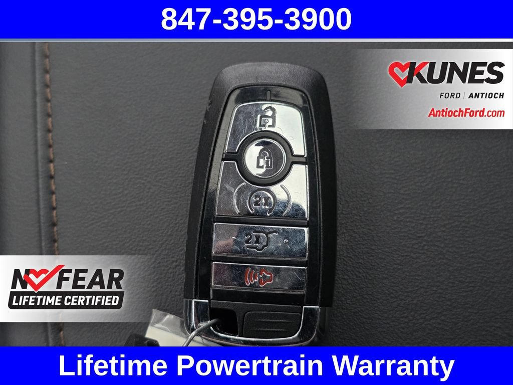 Used 2025 Lincoln Aviator AWD image 52