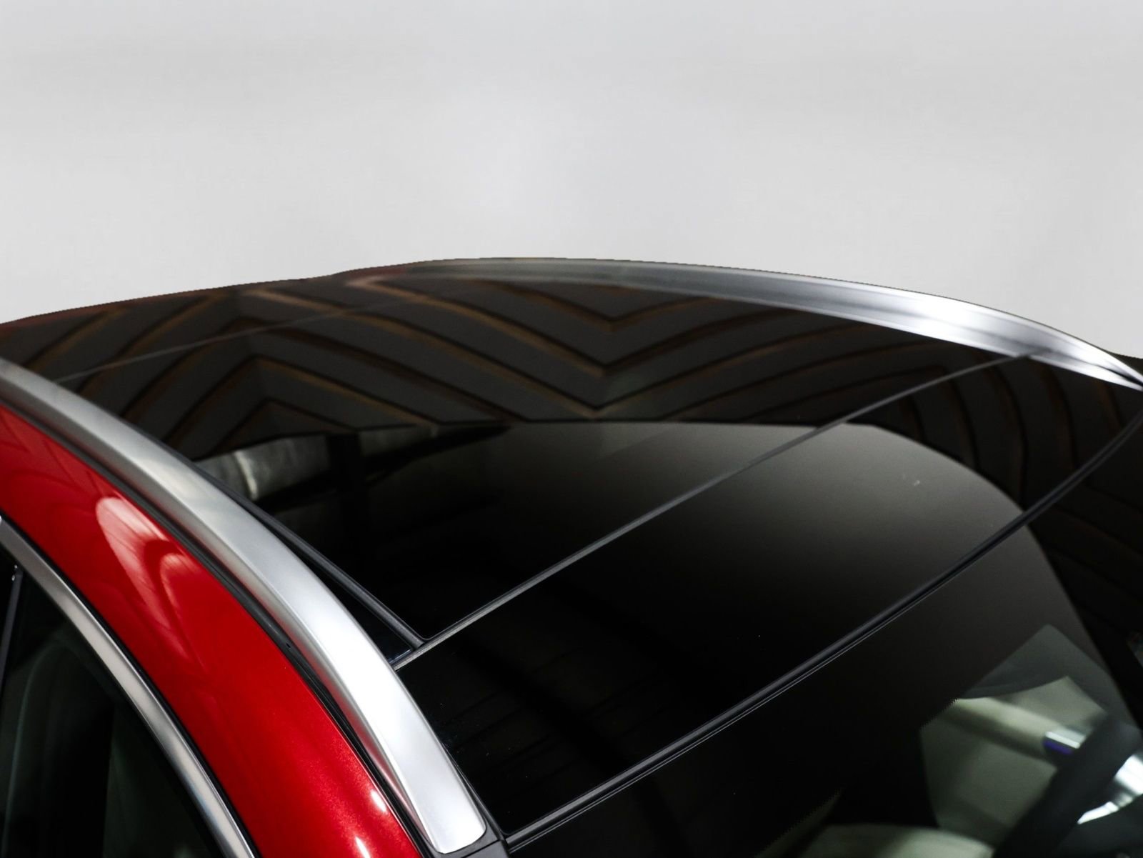 Used 2025 Mercedes-Benz GLC 300 4MATIC image 44