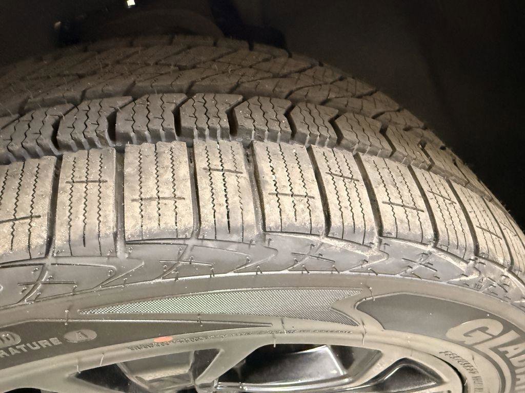 Used 2019 GMC Yukon XL Denali w/ Denali Ultimate Package image 48