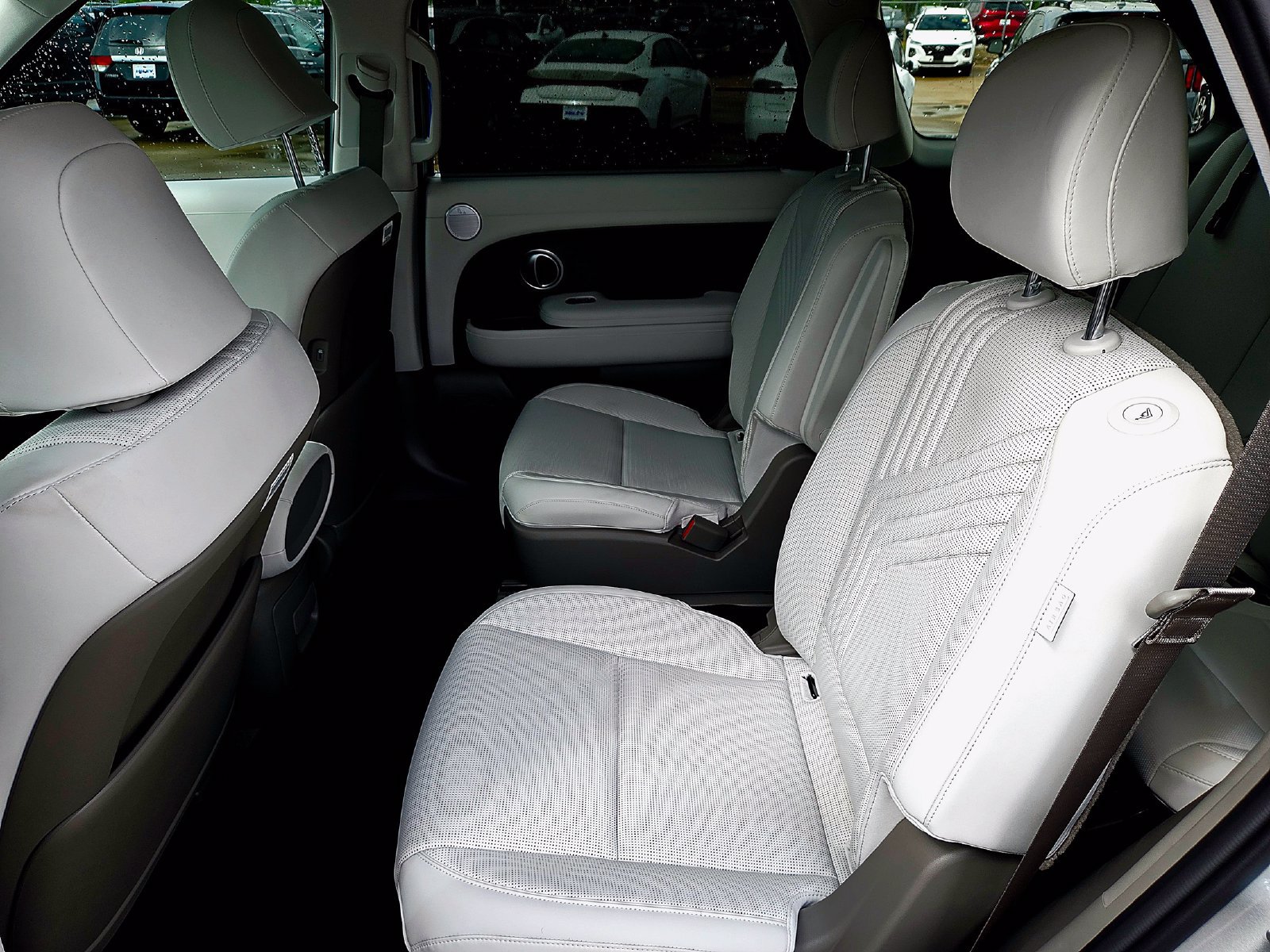 New 2026 Hyundai Palisade SEL Premium FWD image 17