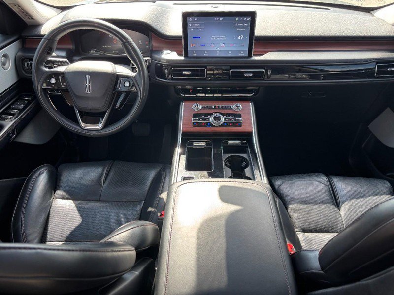 Used 2022 Lincoln Aviator Grand Touring w/ Equipment Group 301A image 11