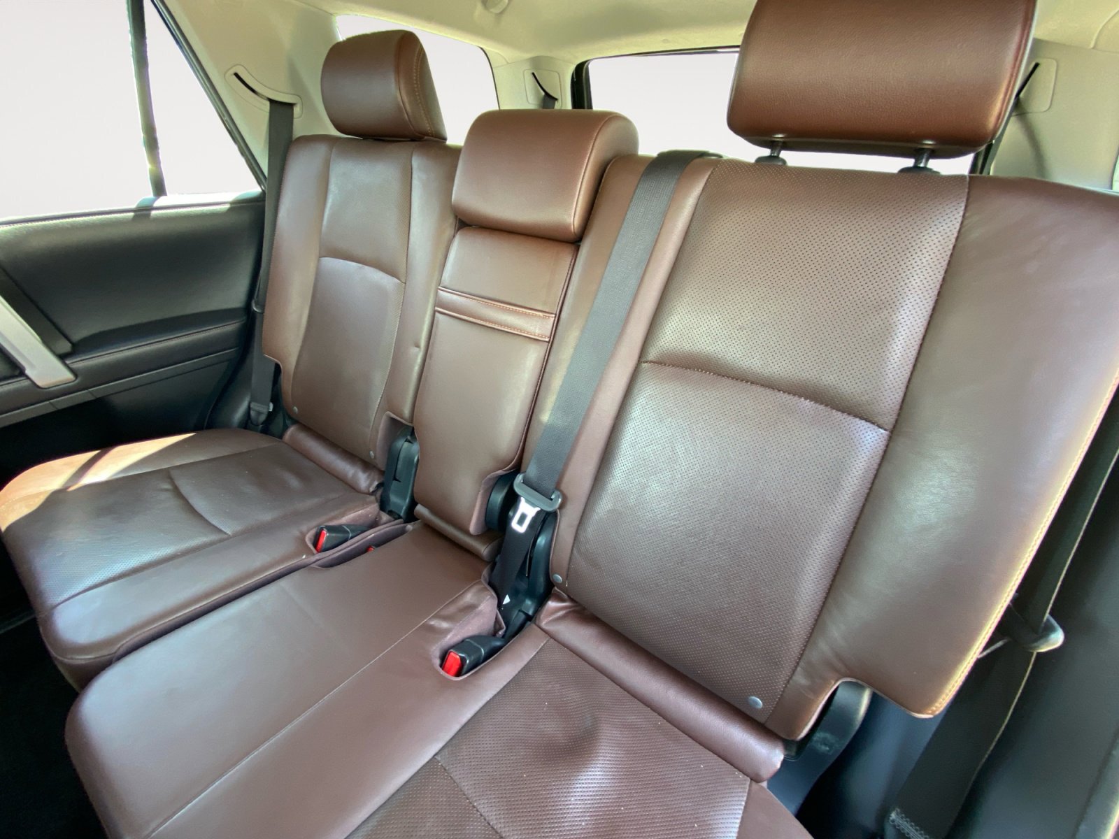 Used 2018 Toyota 4Runner Limited image 24