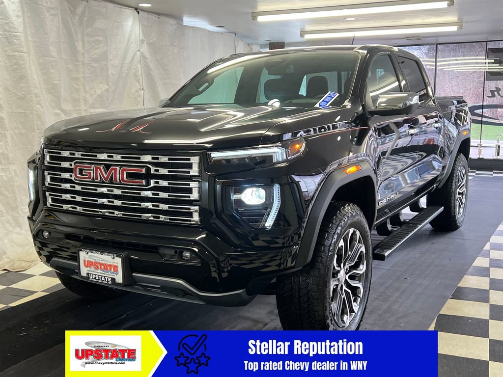 Used 2025 GMC Canyon Denali AWD/4WD video 3