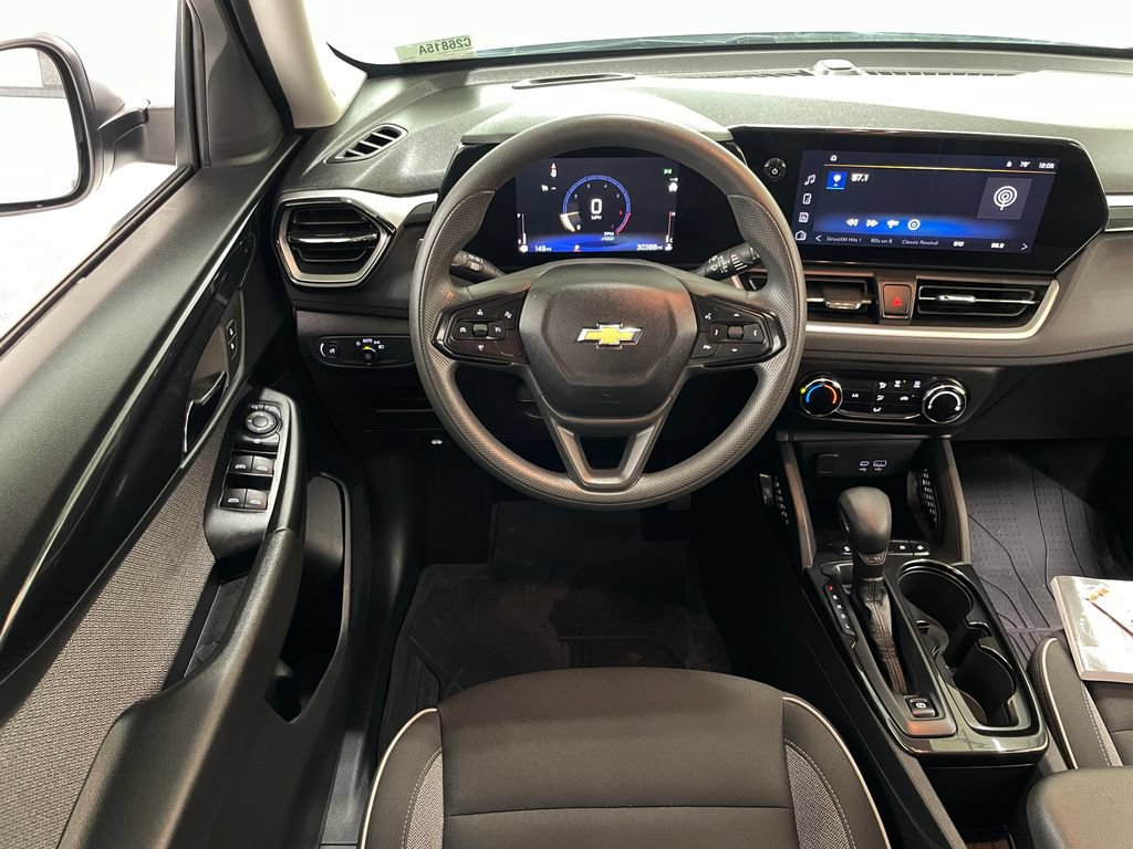 Certified 2024 Chevrolet TrailBlazer LS w/ LS Convenience Package FWD image 18