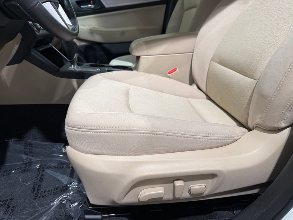 Used 2015 Subaru Legacy 2.5i Premium AWD/4WD image 13
