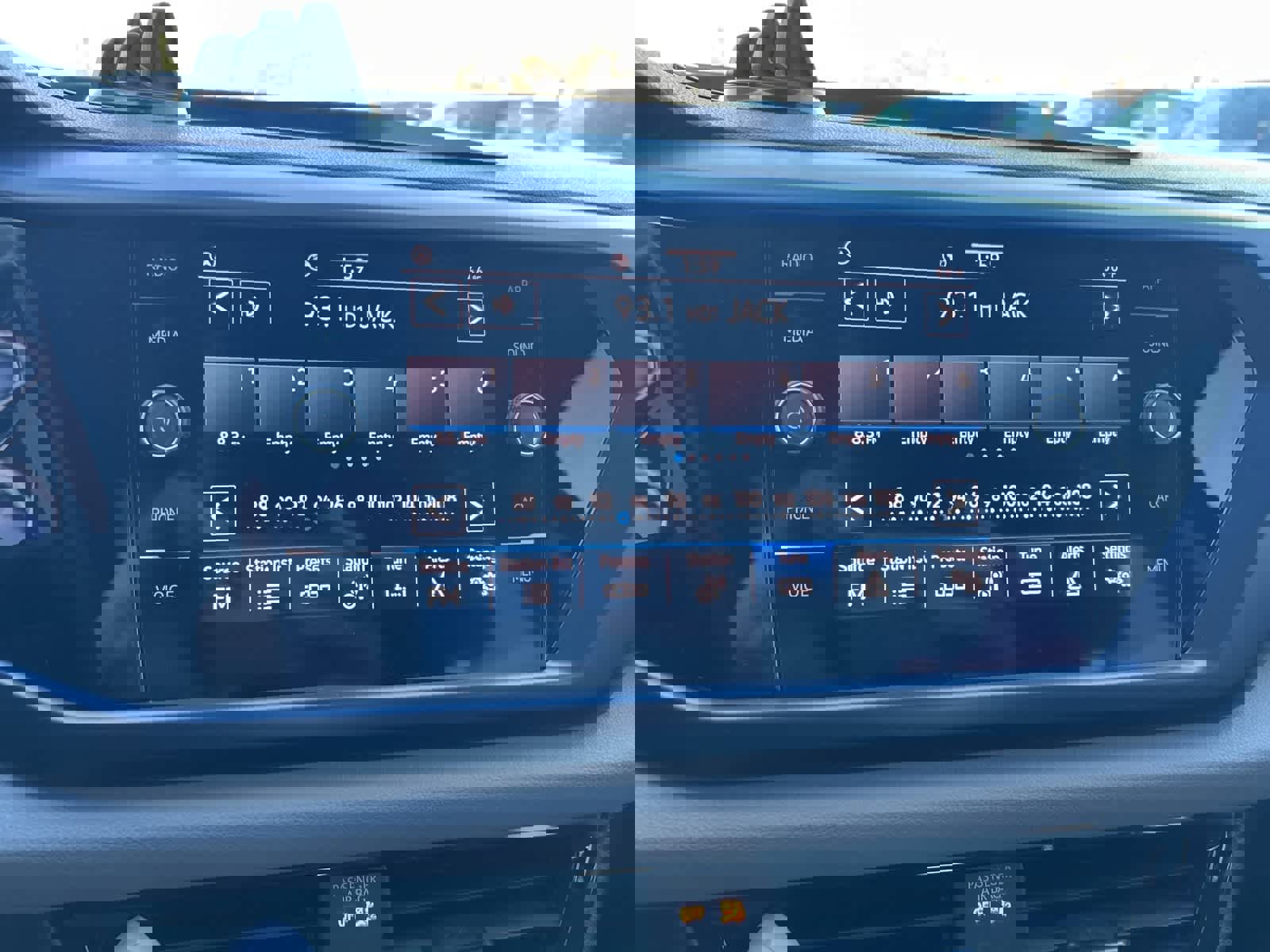 Used 2022 Volkswagen Taos SE image 35